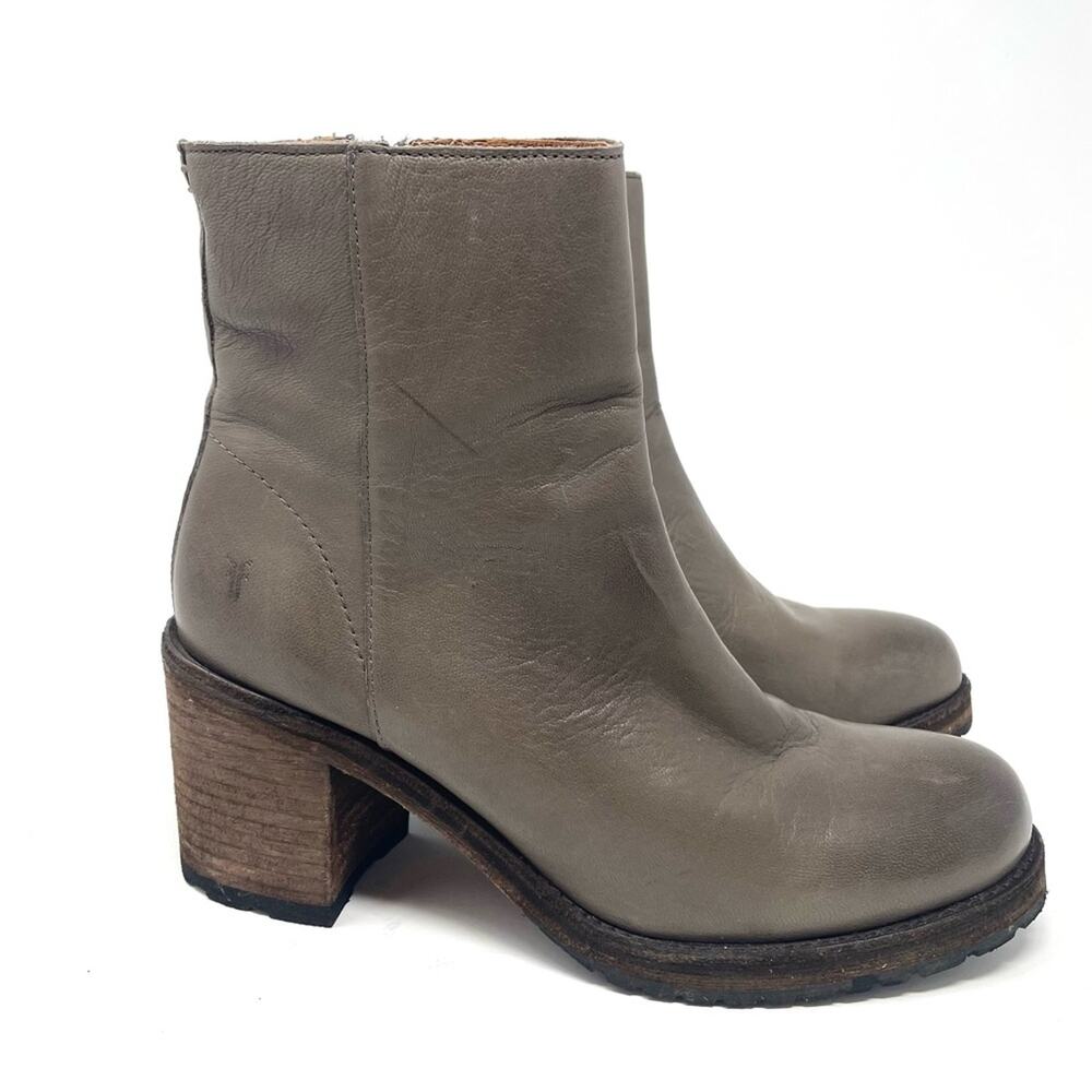 Frye Karen Inside Zip Short Stacked Heel Leather Boot Taupe Women's Sz 8.5 $298